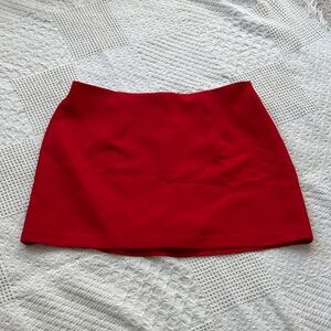Abercrombie & Fitch Scarlet skort